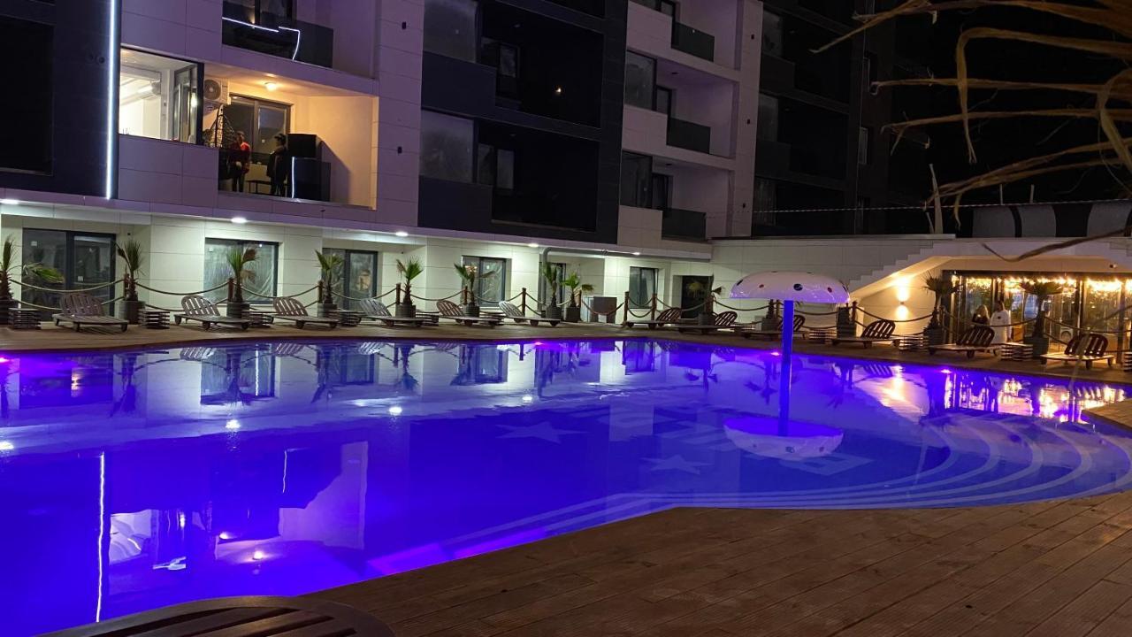 Seaview Deluxe Double Studio - Beachfront Resort Năvodari المظهر الخارجي الصورة