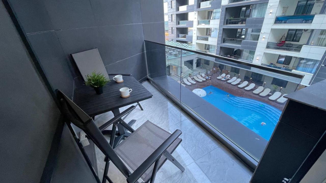 Seaview Deluxe Double Studio - Beachfront Resort Năvodari المظهر الخارجي الصورة
