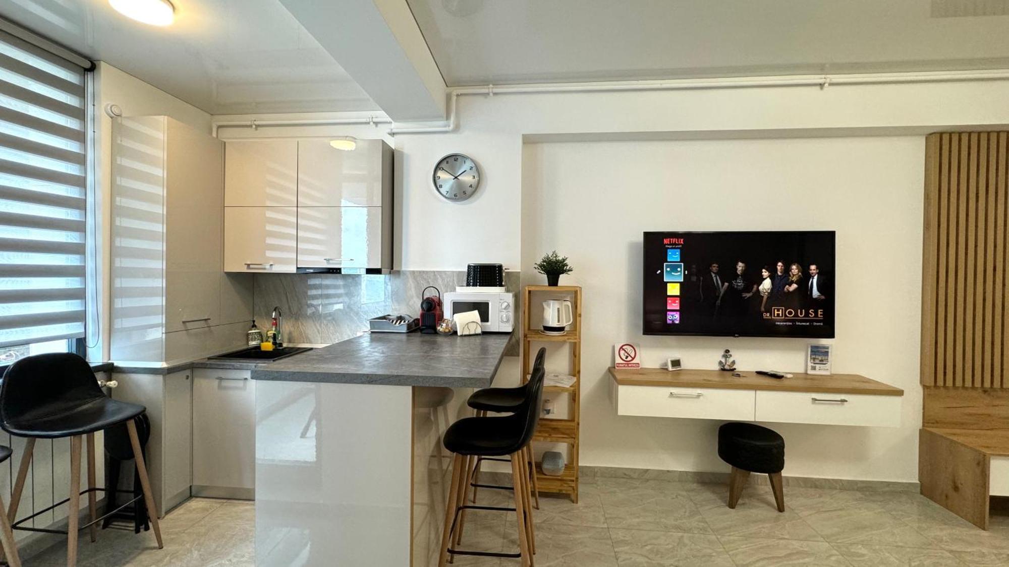 Seaview Deluxe Double Studio - Beachfront Resort Năvodari المظهر الخارجي الصورة