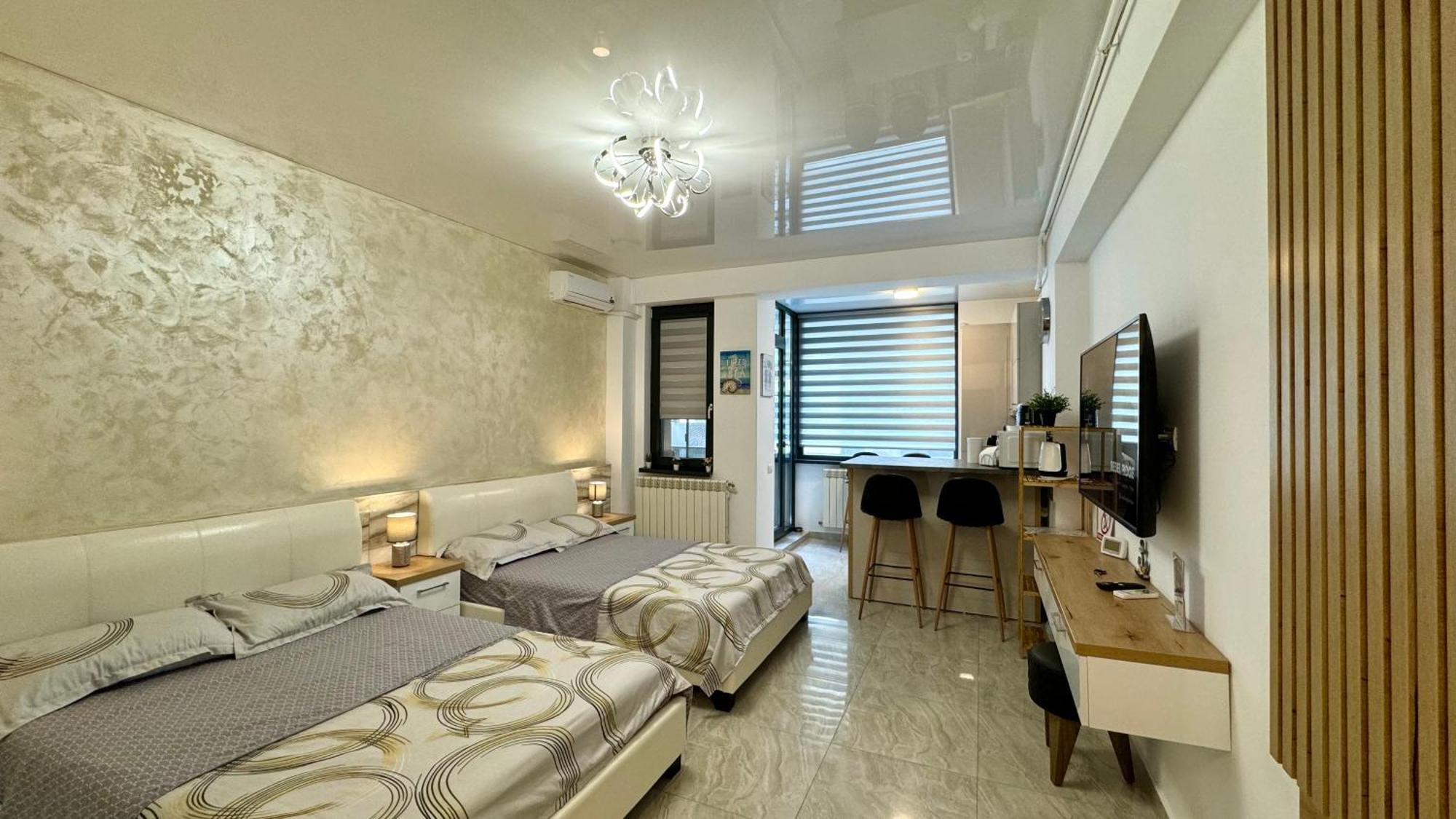 Seaview Deluxe Double Studio - Beachfront Resort Năvodari المظهر الخارجي الصورة