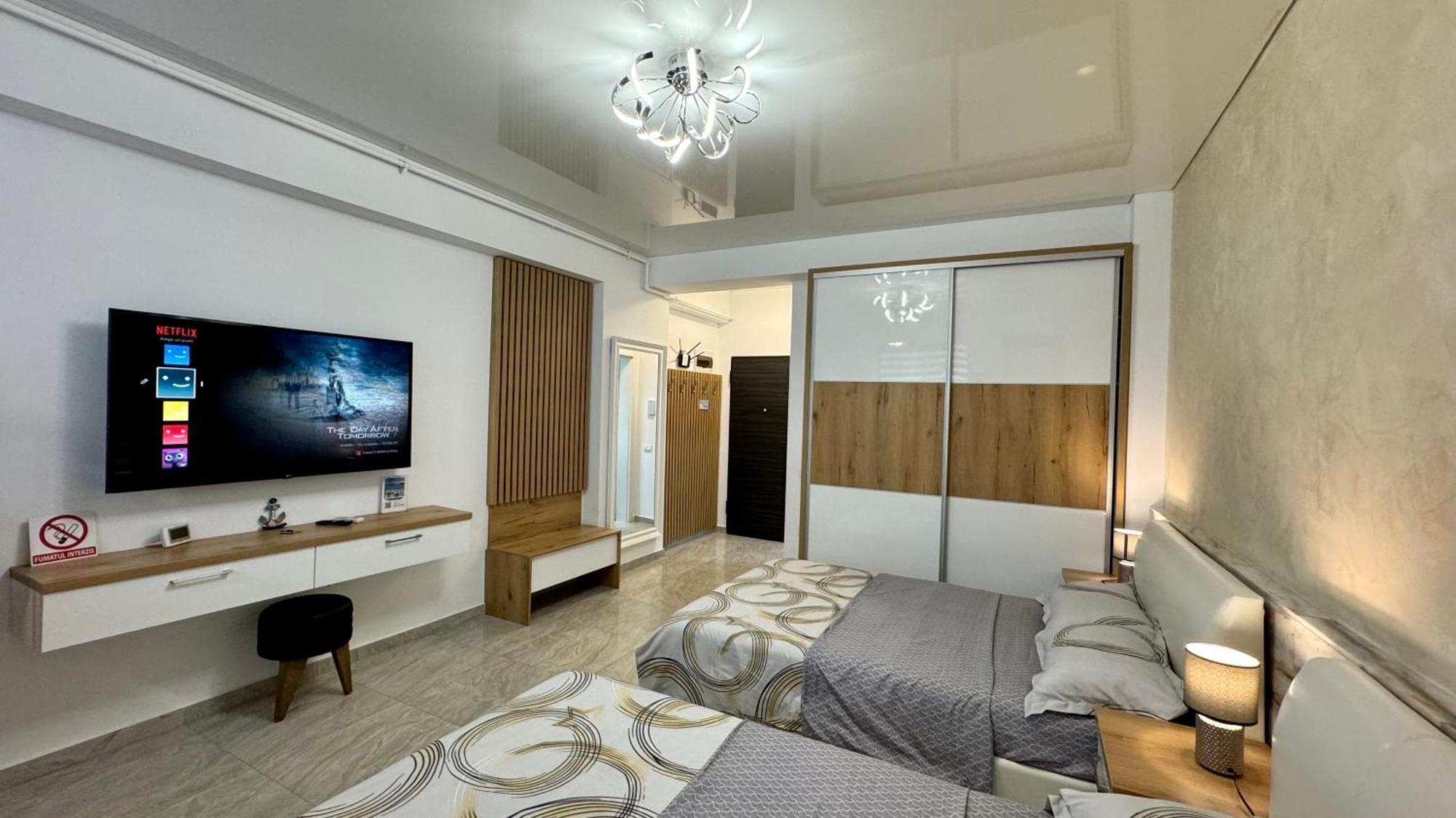 Seaview Deluxe Double Studio - Beachfront Resort Năvodari المظهر الخارجي الصورة